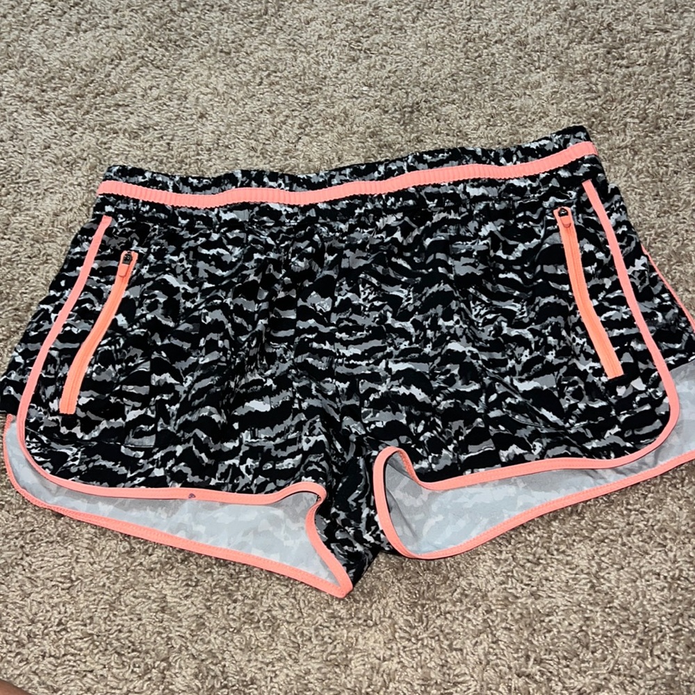 Fabletics shorts